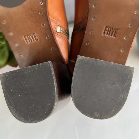 Frye Danica Harness Boot, Brown Smooth Vintage Leather, Sz 10 M - Picture 9 of 16